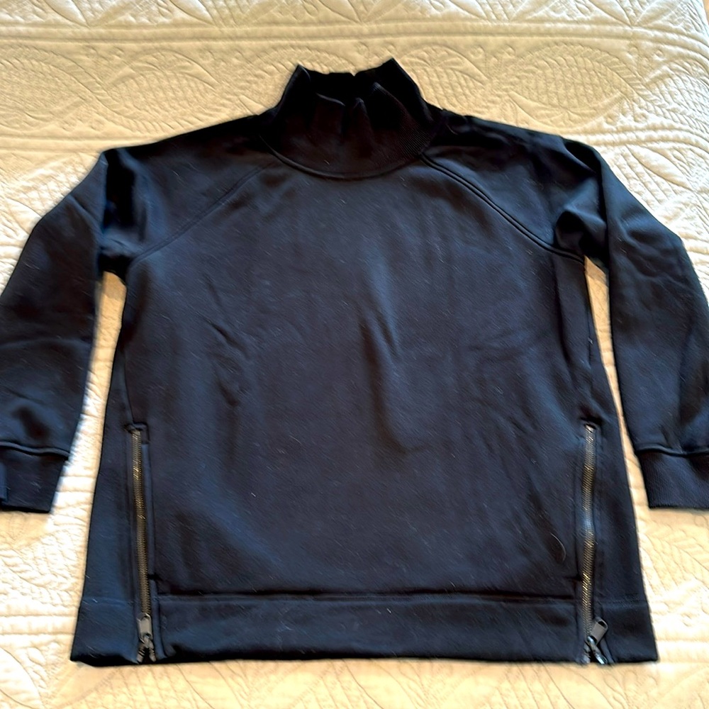 Athleta sweatshirt